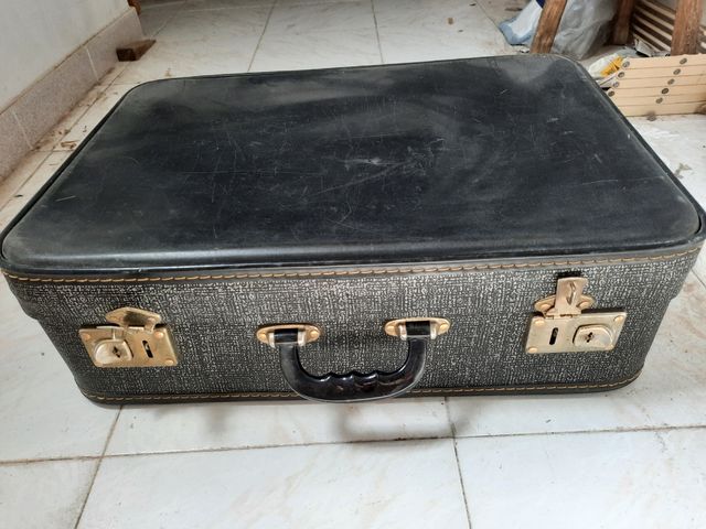 🟢Maleta antigua vintage