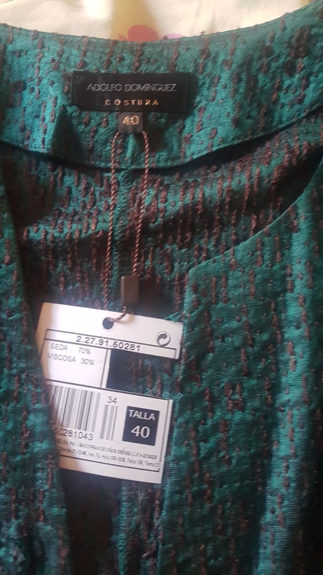 Traje chaqueta con falda