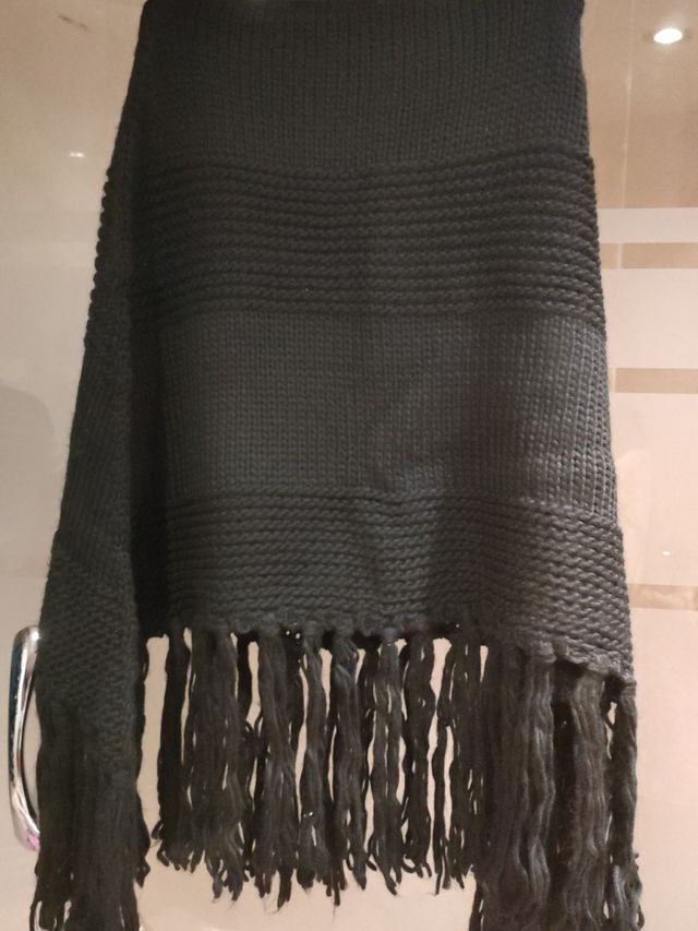 Poncho negro