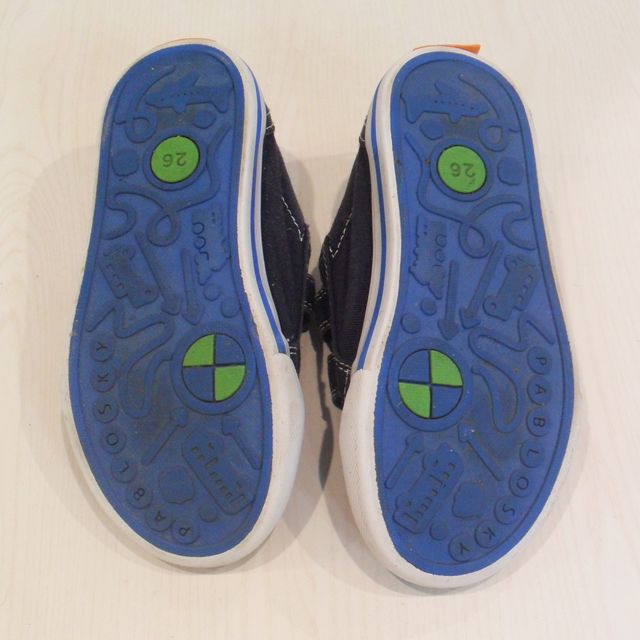Zapatos Pablosky para niño, con velcro - talla 26