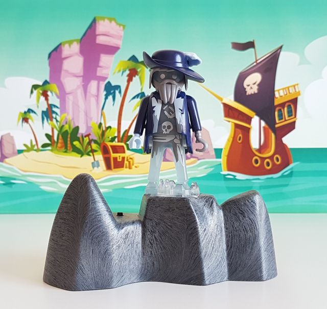 Playmobil Pirata transparente con base luminosa
