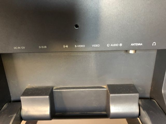 Monitor tft 17" Hyundai