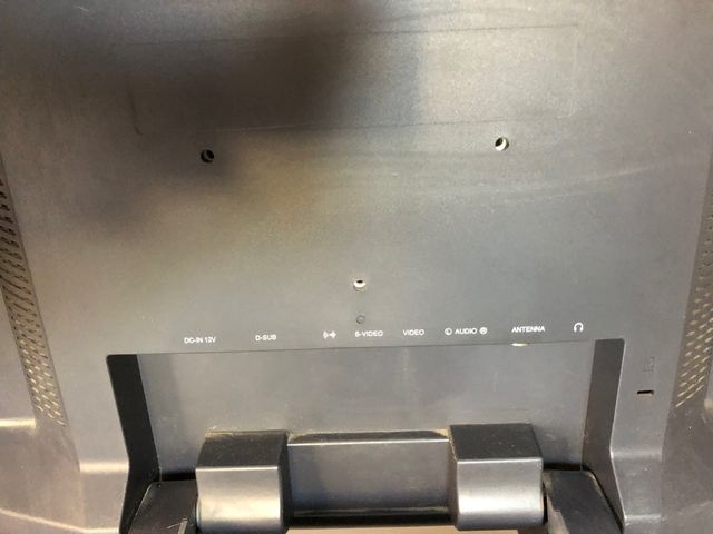 Monitor tft 17" Hyundai