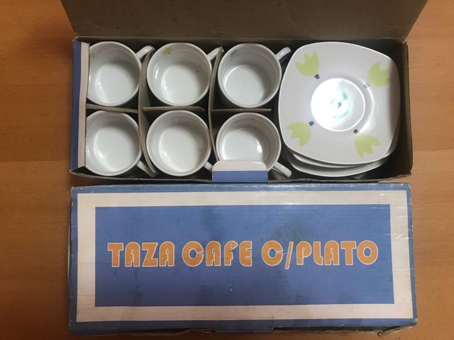 Juego de café 12 tazas y 12 platos