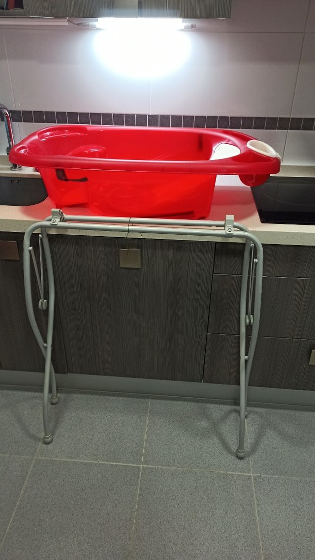 bañera bebé con patas