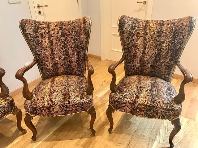 Sofá + butacas orejero animal print vintage