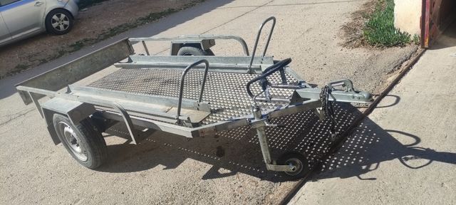 ALQUILER DE REMOLQUE Y PORTES