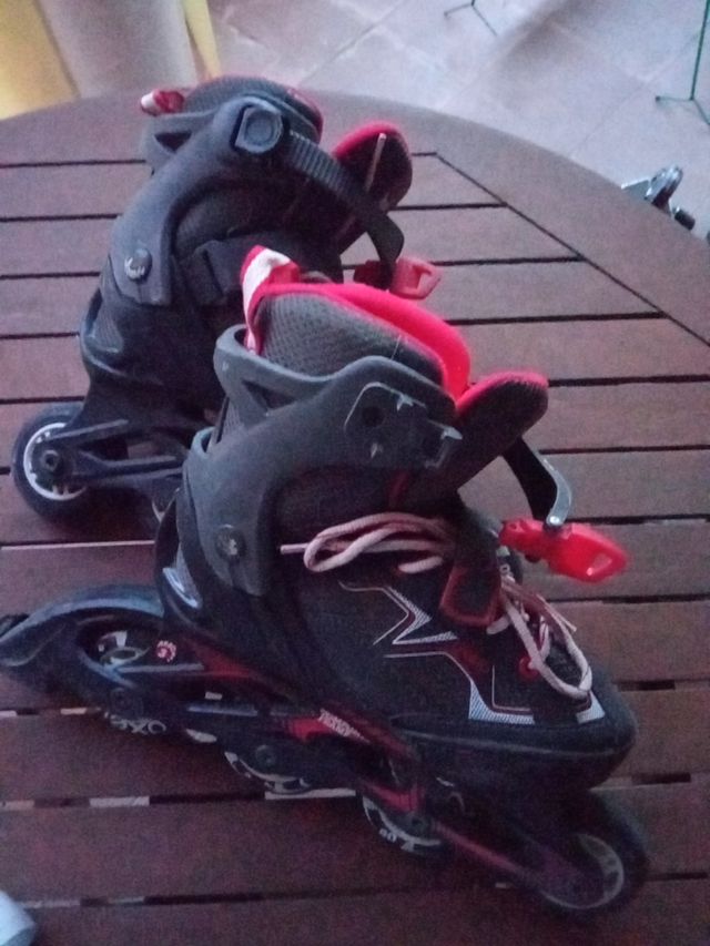 patines en linea marca Oxelo (talla 32-35)