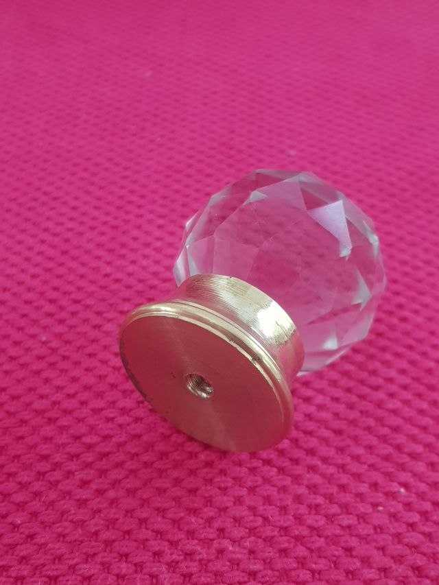 pomos antiguos de cristal tallado