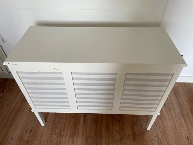 Cómoda Resturada por encargo