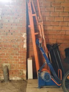 MAQUINILLO ELEVADOR OBRA UCAMON 300 KG, 30 M.