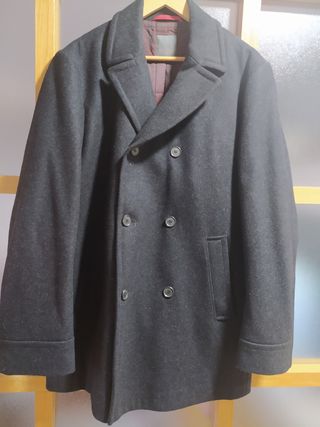 Abrigo hombre de segunda mano por 39 EUR en Arroyomolinos en Abrigo hombre de segunda mano por 39 EUR en Arroyomolinos en