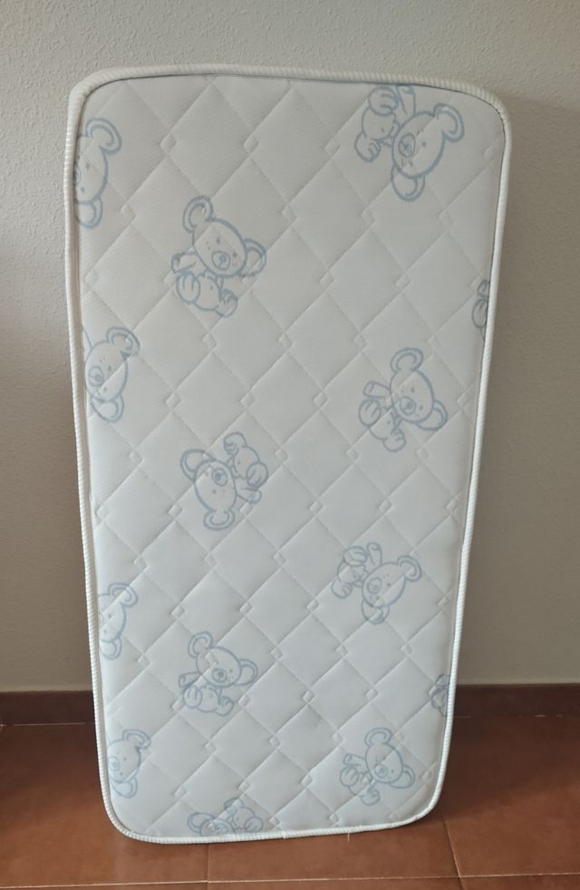 Cuna Micuna + colchón