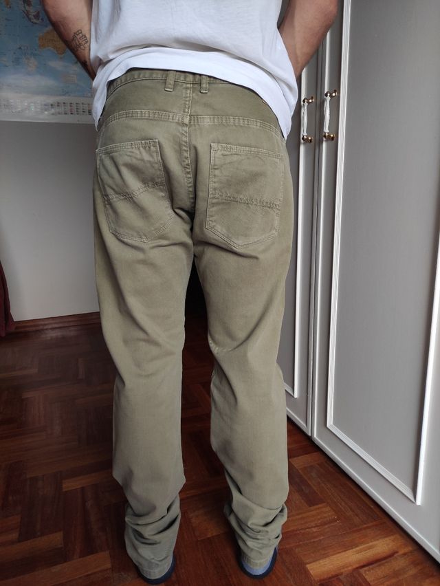 Pantalón caqui