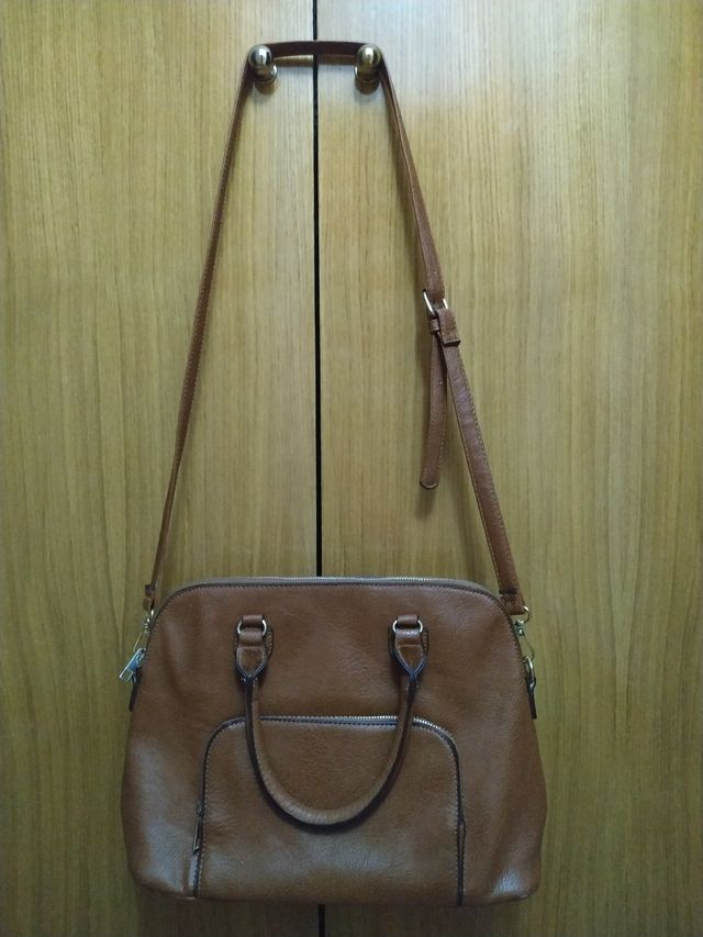 Bolso Stradivarius casi nuevo