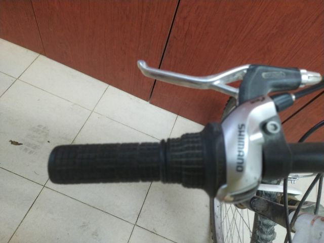 Bicicleta de 26'' para chica.