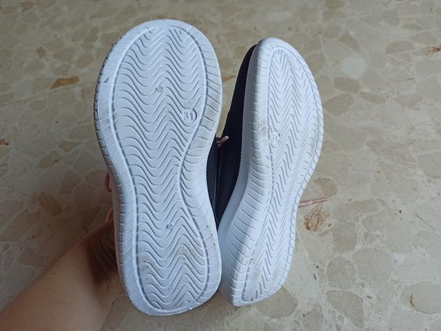 Deportivas niña brilli talla 31 a estrenar