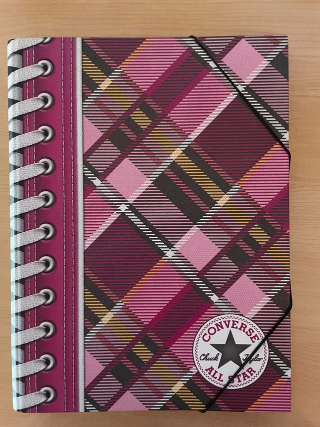 Carpeta clasificadora converse nueva
