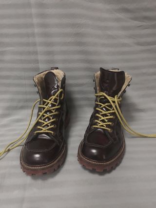 Botas hombre 44 marrones de segunda mano por 11 EUR en Madrid en WALLAPOP