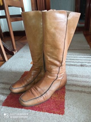 Botas Wonders de segunda mano por 10 EUR en El Astillero en WALLAPOP