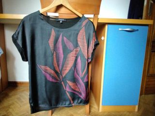 Camiseta mujer marca Trucco,talla S de segunda mano por 7 EUR en Madrid en  WALLAPOP