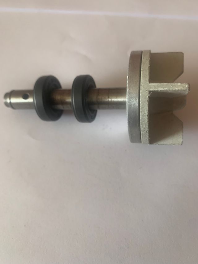 EJE CON TURBINA BOMBA AGUA KART