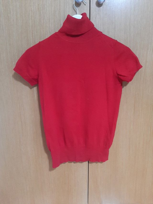 jersey  de  punto  rojo  de cuello  alto zara