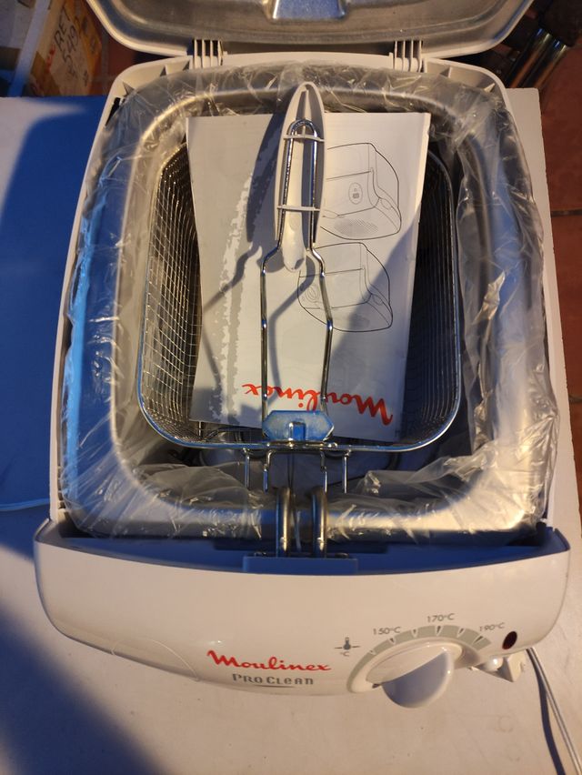 Fregidora Moulinex nova.