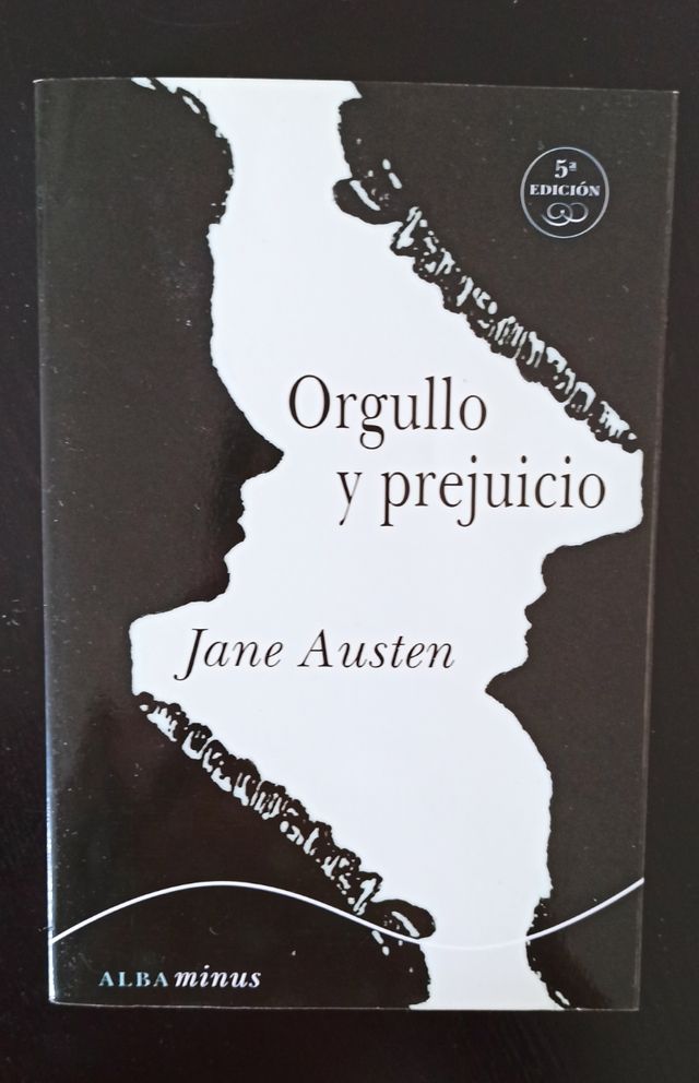 Libro Orgullo y Prejuicio como nuevo
