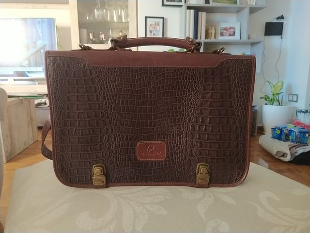 Maletín de cuero auténtico