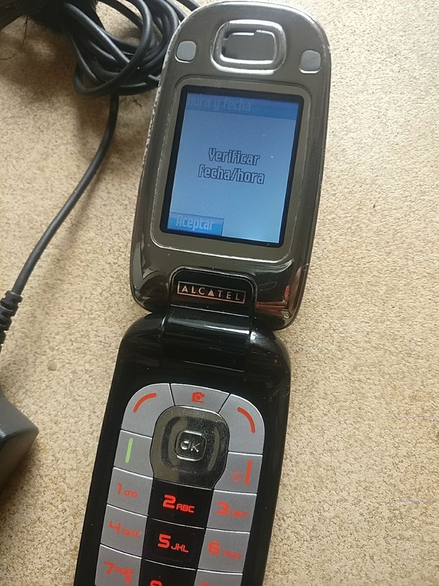 Telefono cellulare vintage Alcatel OneTouch OT-C630