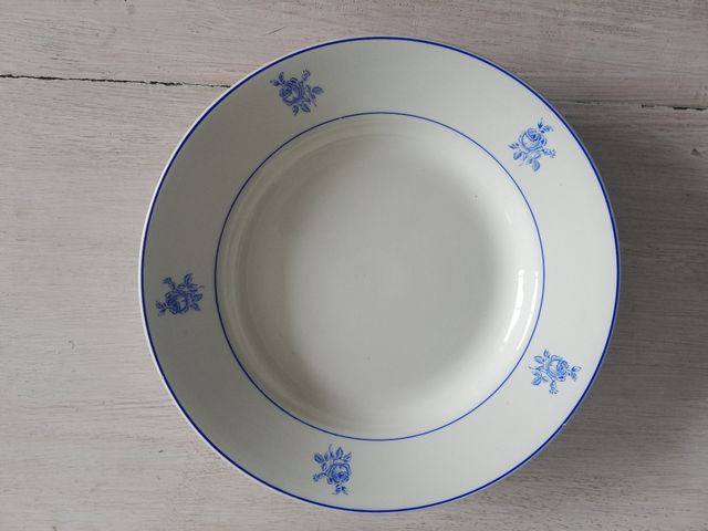 5 platos hondos antiguos porcelana portuguesa