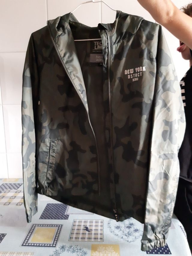 parka verde militar 14 - 15 anos