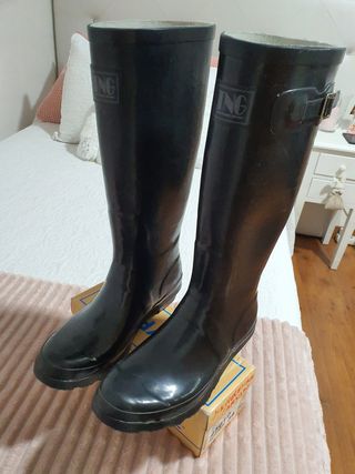Botas de agua de segunda mano por 15 EUR en Bargas en WALLAPOP