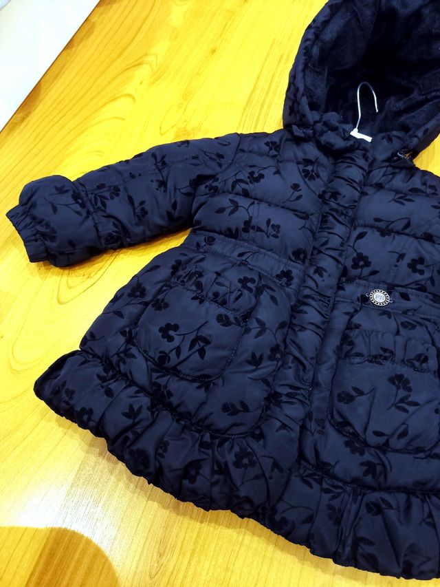 Parka niña azul marino. NUEVIIISIMA. Talla 3 años