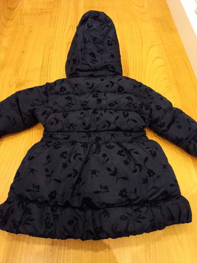 Parka niña azul marino. NUEVIIISIMA. Talla 3 años