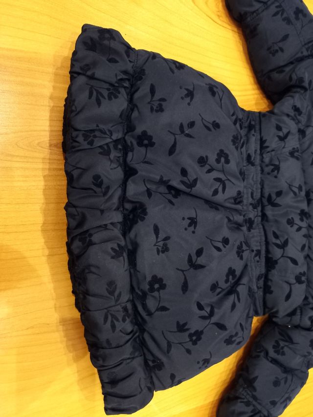 Parka niña azul marino. NUEVIIISIMA. Talla 3 años