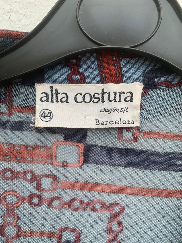 Vestido con falda de tablas vintage