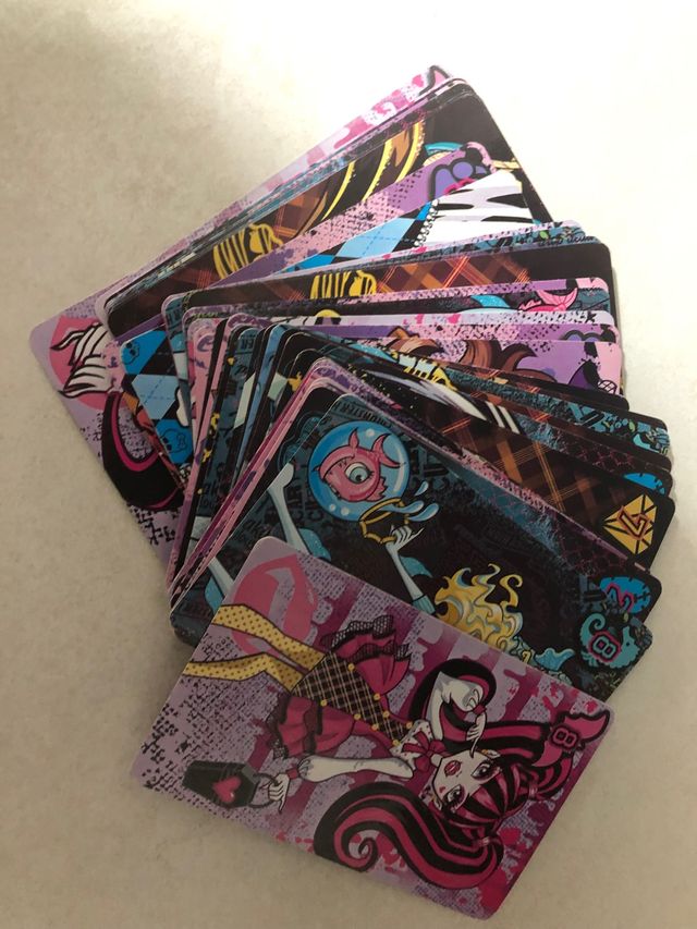 Cartas Monster Hight
