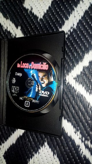 UN LOCO A DOMICILIO : DVD  DESCATALOGADA