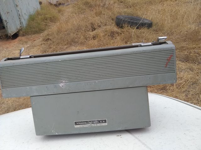 Macchina da scrivere ispanica Olivetti - LEXICON 80