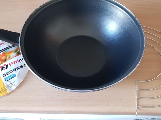 Sartén de wok Magefesa con parrilla