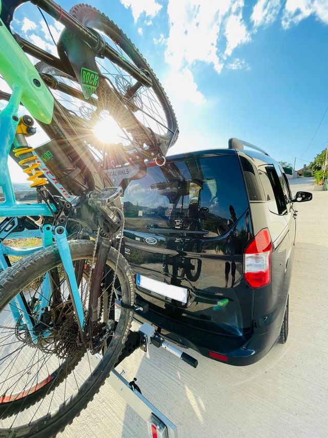 Portabicicletas E-bikes y MTB.