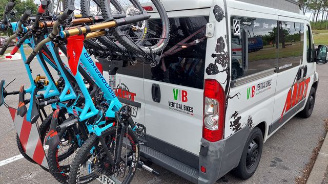 Portabicicletas E-bikes y MTB.