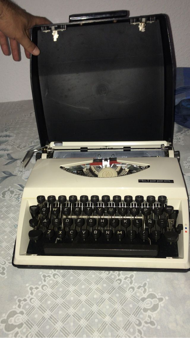 Máquina de escribir reto Benidorm