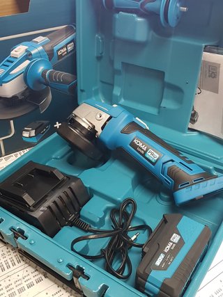Amoladora de bateria Koma 20V. 4.0Ah