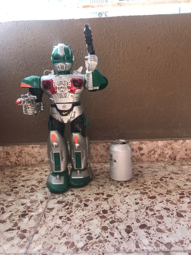 Robot retro 90 anime japon