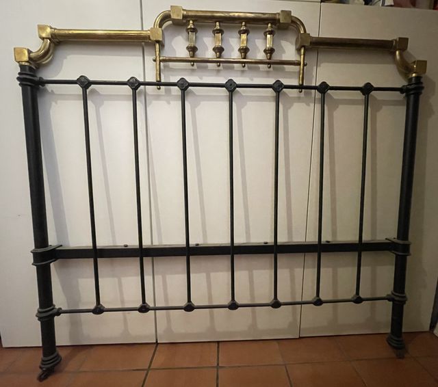 Cabecero de Hierro y latón Vintage.