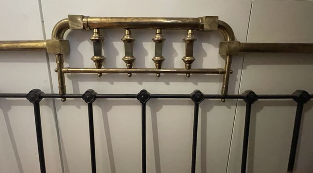 Cabecero de Hierro y latón Vintage.