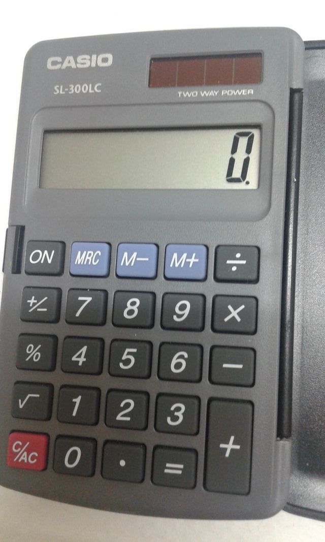calculadora solar casio SL-300LC
